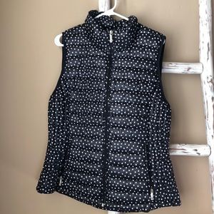 tommy hilfiger lightweight vest!